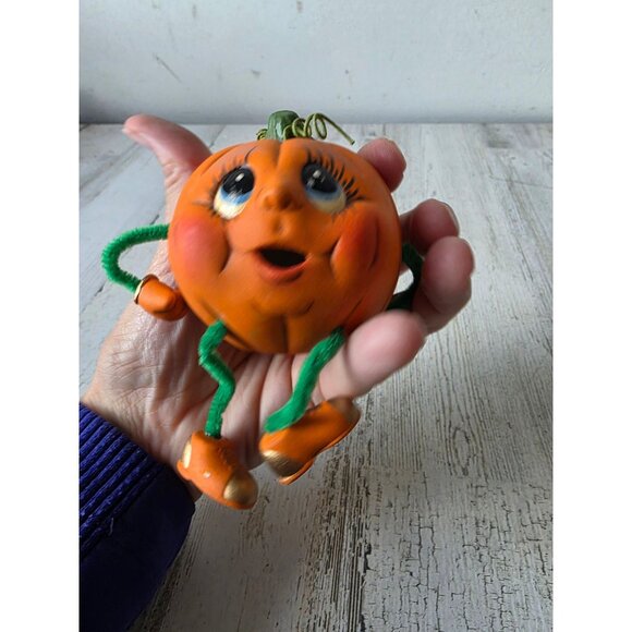 Vintage ceramic anthropomorphic pumpkin jack-o'-lantern shelf-center figurine st - Picture 7 of 8